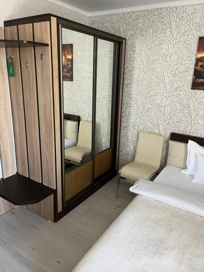 Elite Hotel Balti Bagian luar foto