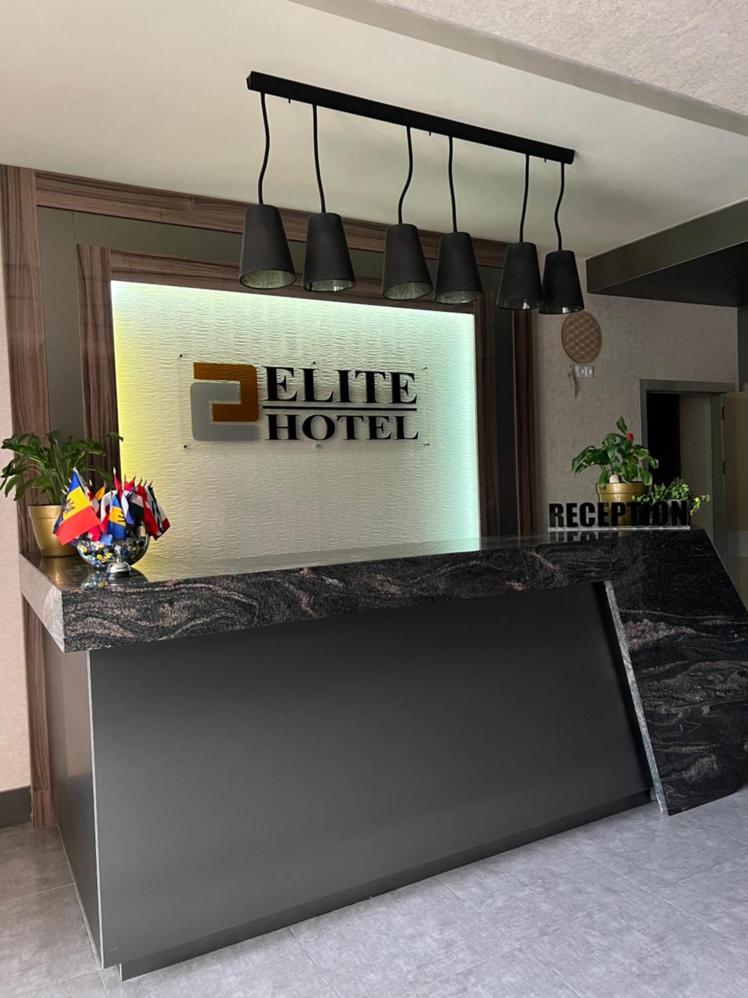 Elite Hotel Balti Bagian luar foto